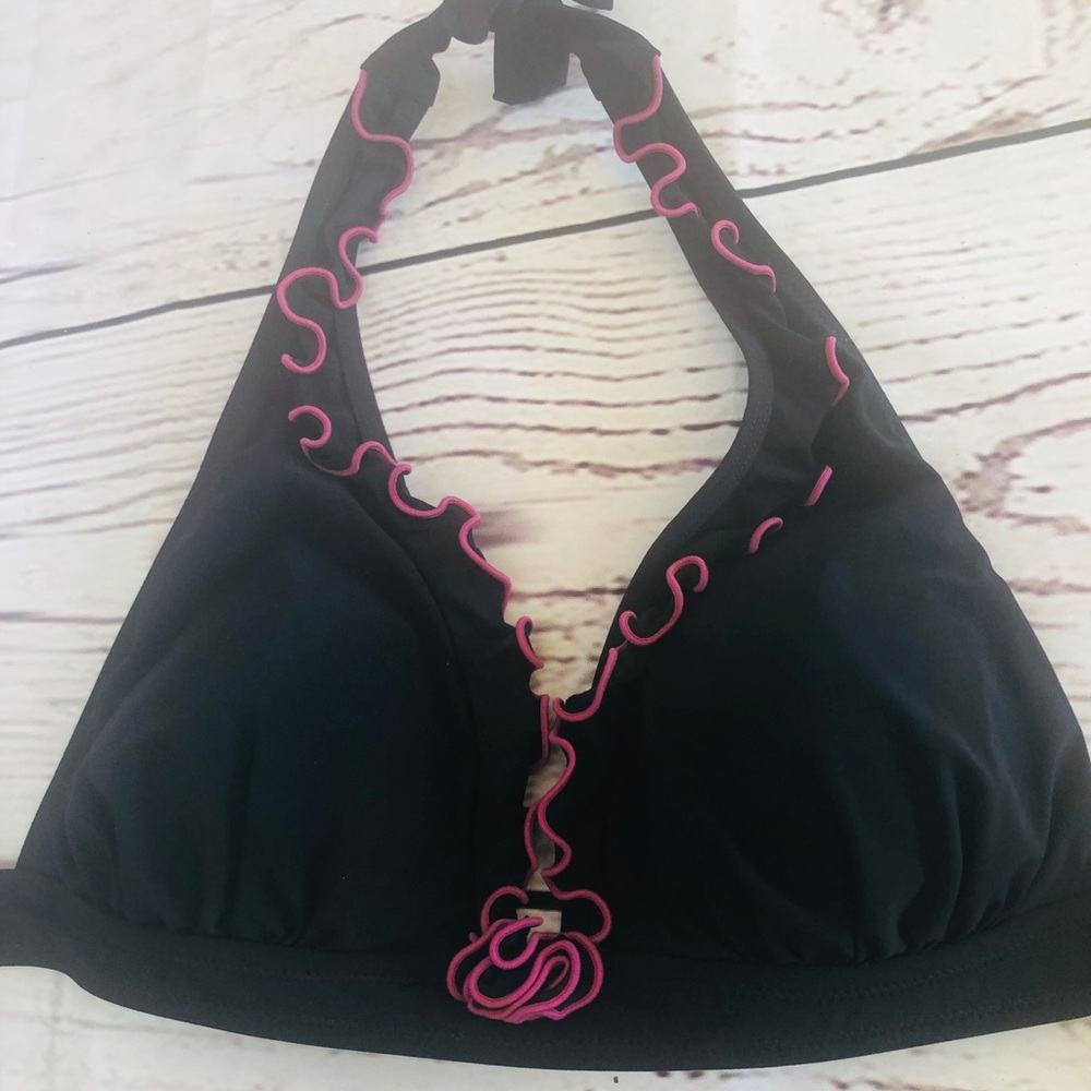 Swimsuit - Picture 2 of 5